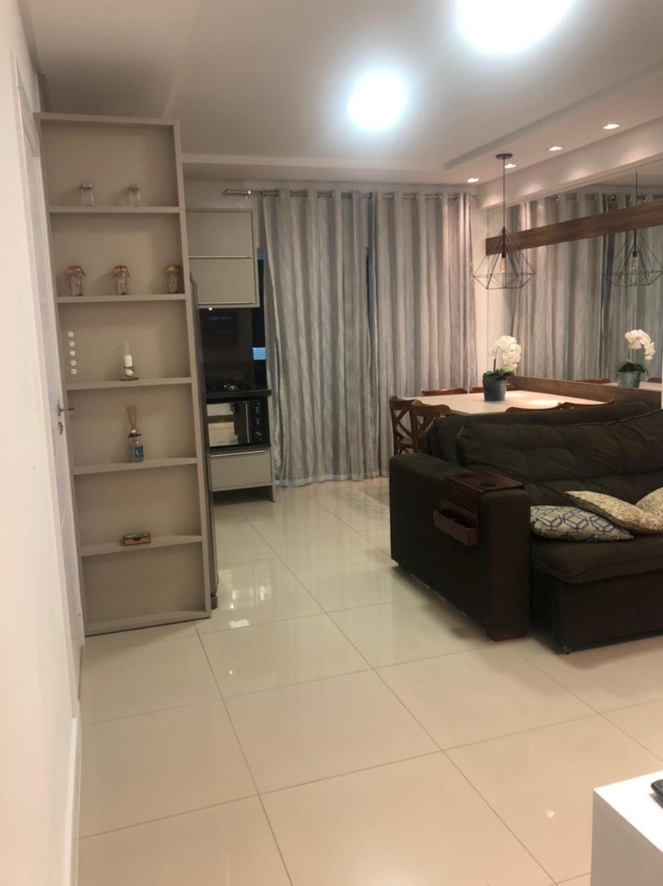 Apto familiar, 150mts do mar, completo e aconchegante em Palmas Governador Celso Ramos Exterior foto
